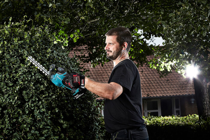 Makita Akku-Gras-/Strauchschere DUM604RFX1 18V 3,0Ah mit Griffverlängerung – Bild 7