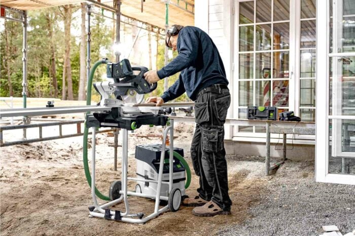 Festool Akku-Absaugmobil CLEANTEC CTMC MIDI I Aktion