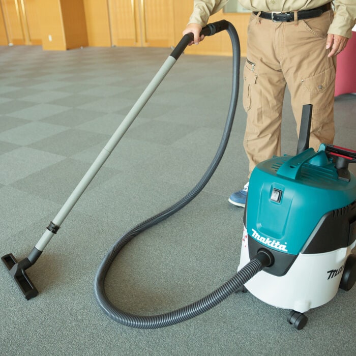 Makita Staubsauger VC2000L Nass- und Trockensauger inkl. Zubehör – Bild 2