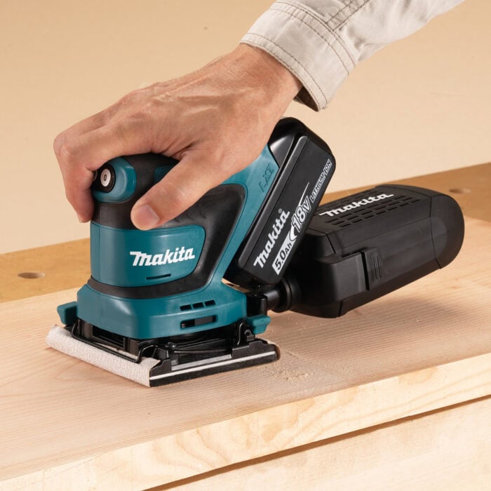 Makita Akku-Schwingschleifer DBO480Z 18V Sologerät – Bild 2